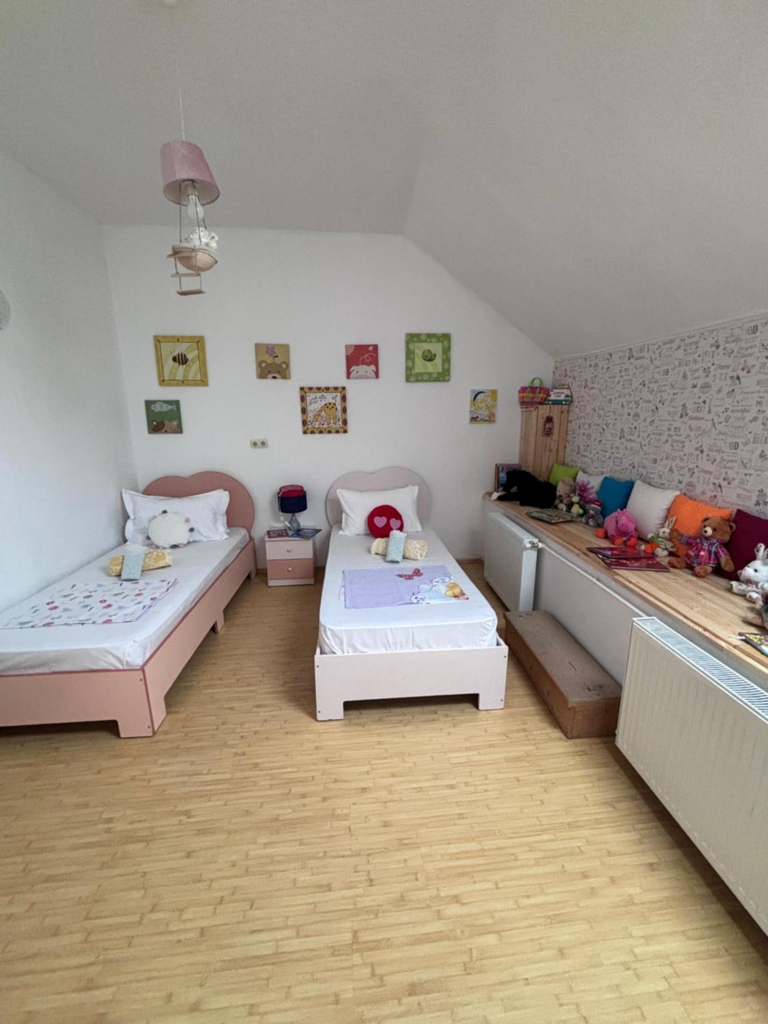 Casa Trandafirilor 호텔 툴체아 외부 사진