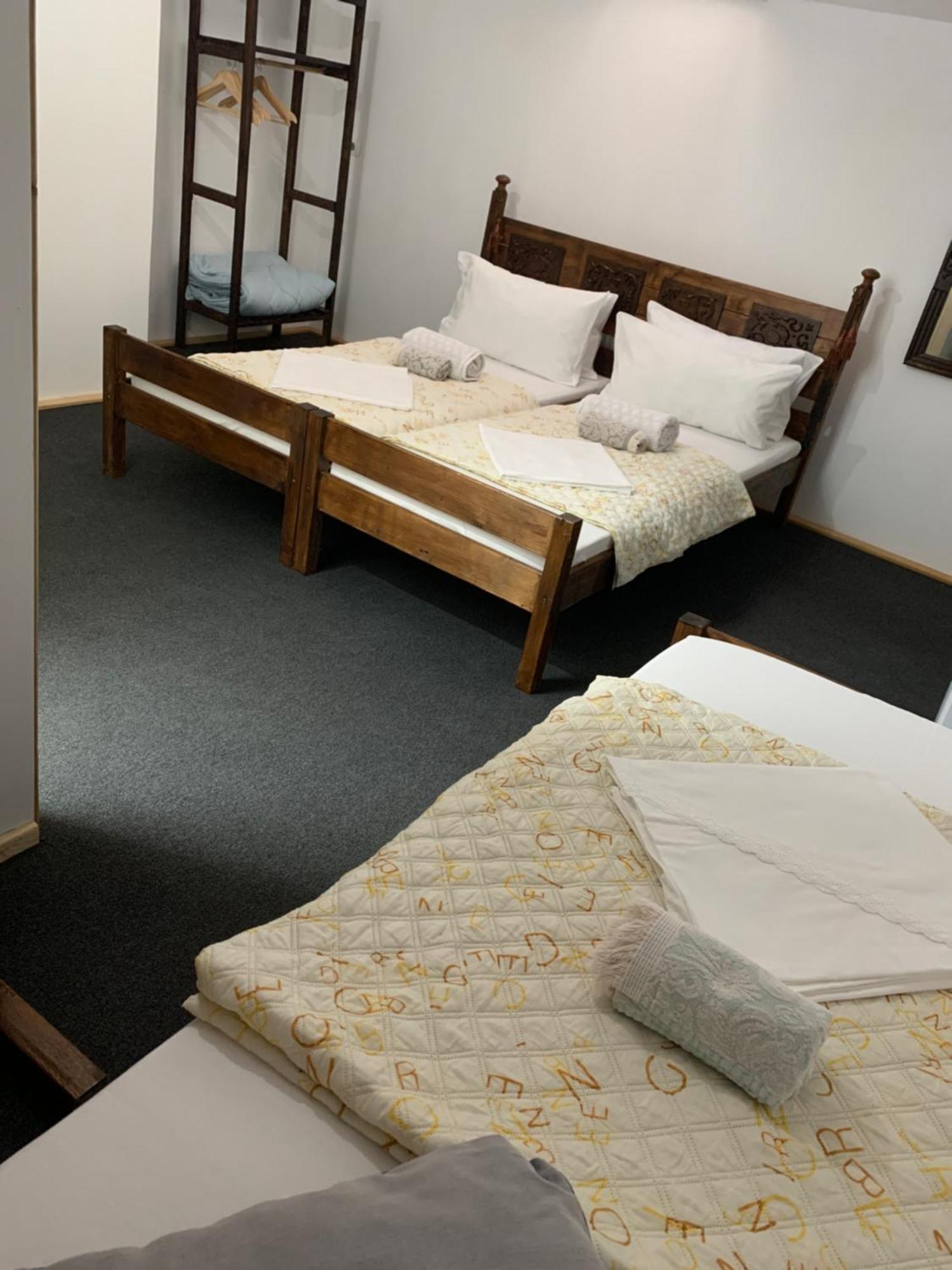 Casa Trandafirilor 호텔 툴체아 외부 사진